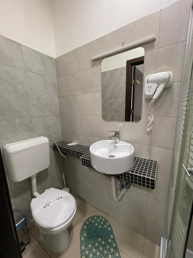 Hostel Tripoli Palace Bukareszt Zewnętrze zdjęcie
