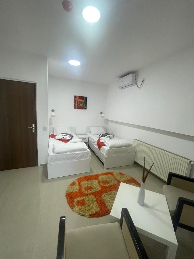 Hostel Tripoli Palace Bukareszt Zewnętrze zdjęcie