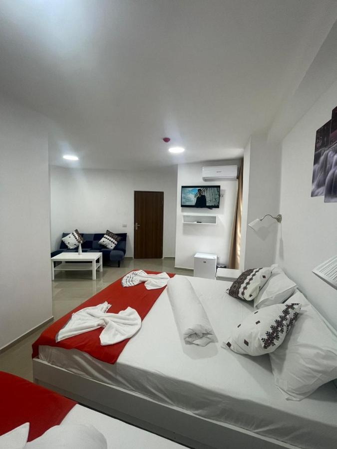 Hostel Tripoli Palace Bukareszt Zewnętrze zdjęcie