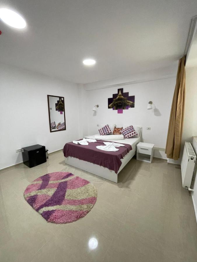 Hostel Tripoli Palace Bukareszt Zewnętrze zdjęcie