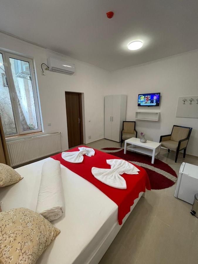 Hostel Tripoli Palace Bukareszt Zewnętrze zdjęcie