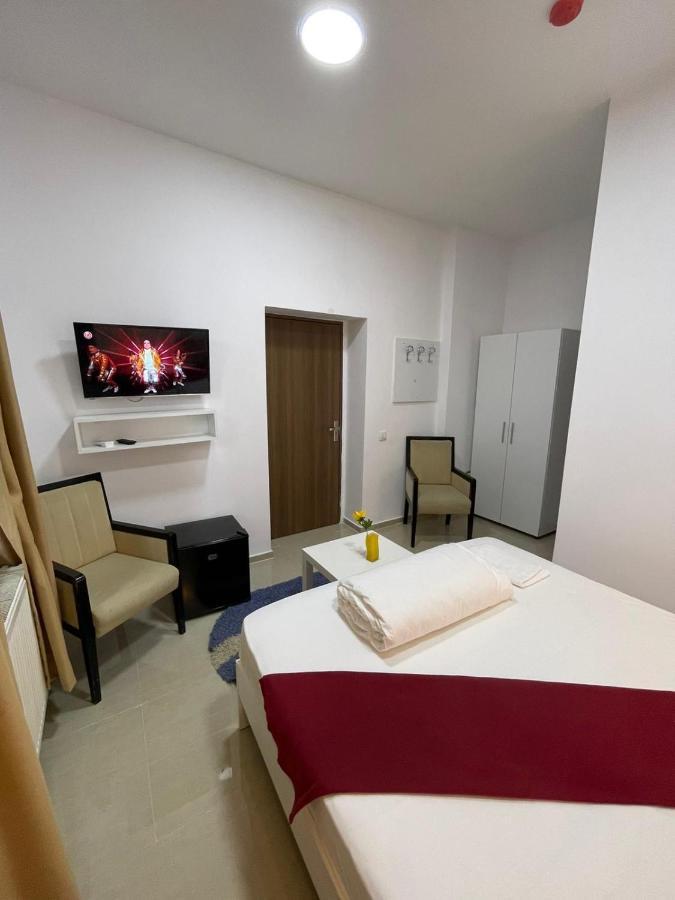 Hostel Tripoli Palace Bukareszt Zewnętrze zdjęcie
