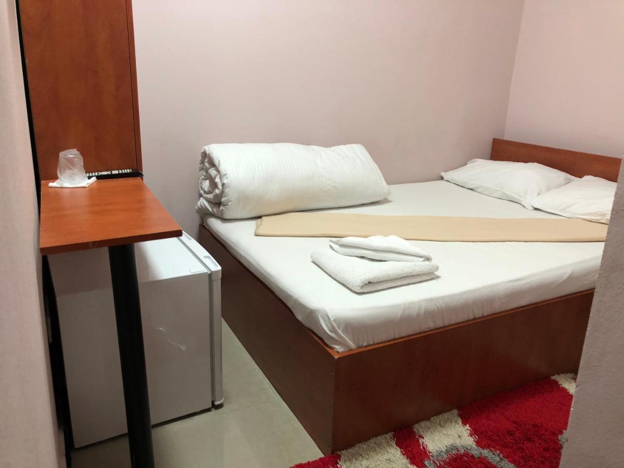 Hostel Tripoli Palace Bukareszt Zewnętrze zdjęcie